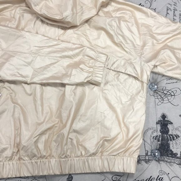 Zella Style Game Shine Hooded Jacket - Picture 10 of 11